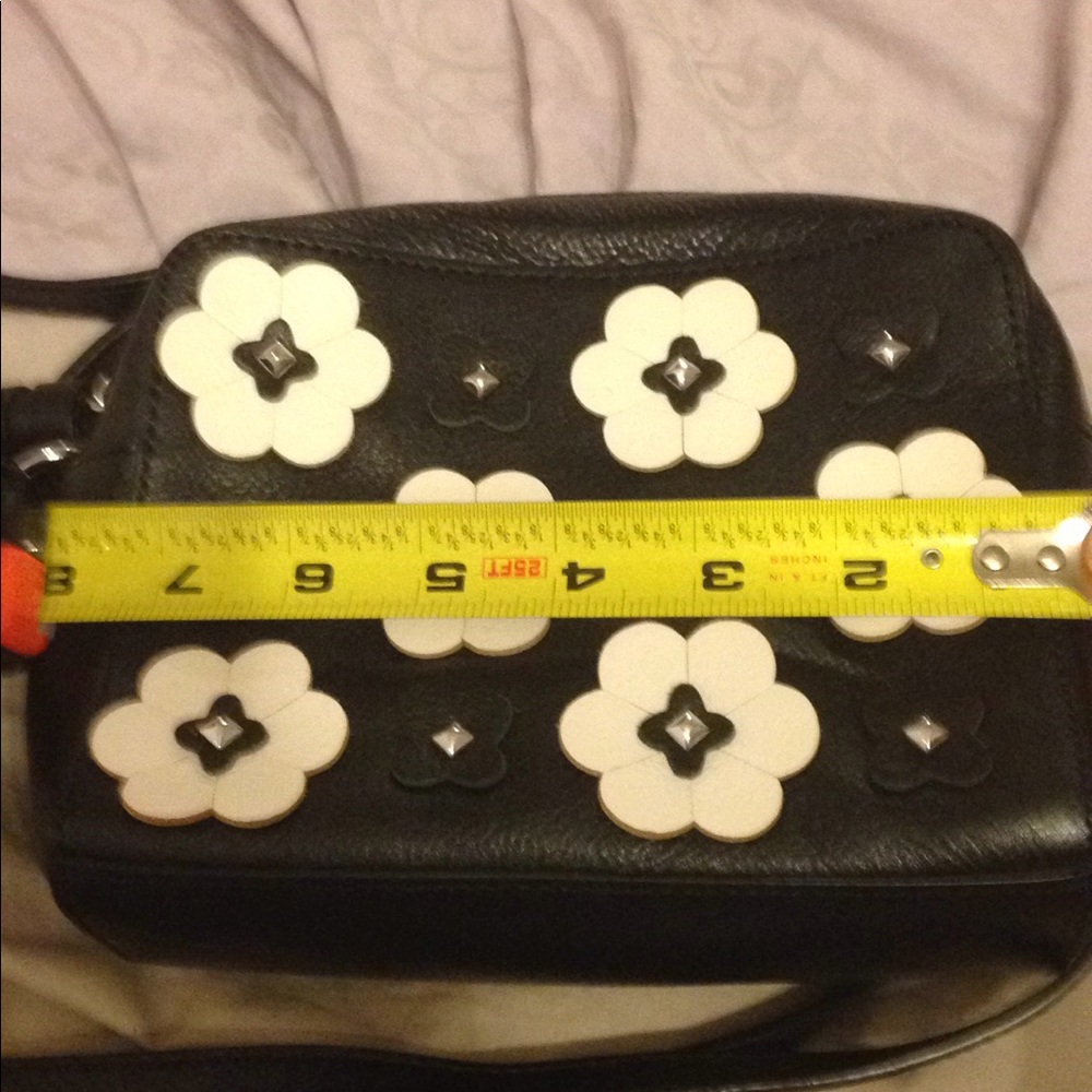 Rebecca Minkoff Black and Cream Crossbody Bag - Picture 10 of 12
